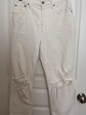 Abercrombie & Fitch White Distressed Boyfriend Jeans